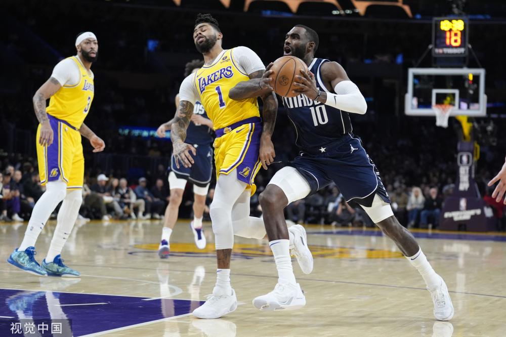 她不仅展现 她不仅展现