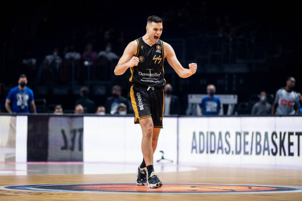 周内加速推 周内加速推