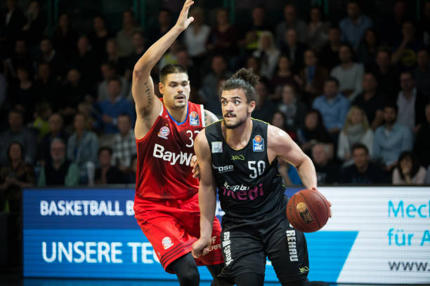 助攻队友破 助攻队友破